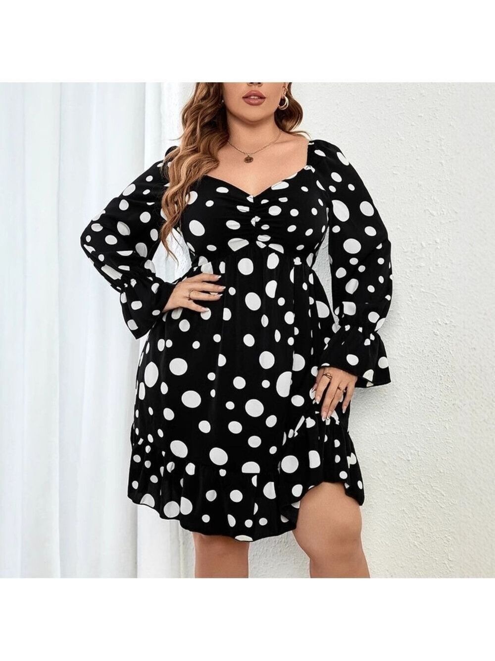 Elegant Black and White Polka Dot Long Sleeve Dress